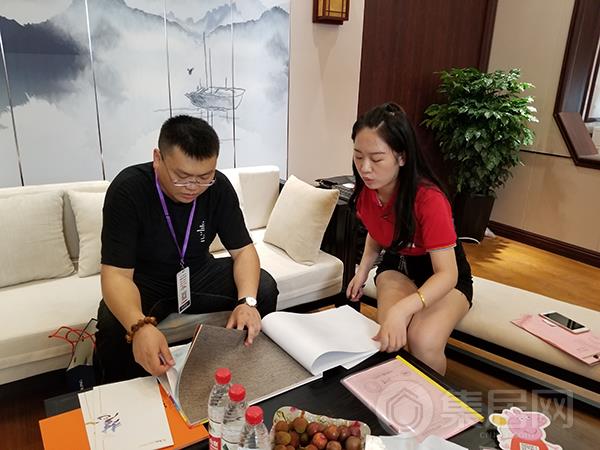 凯兰顶墙集成展馆现场人气爆棚