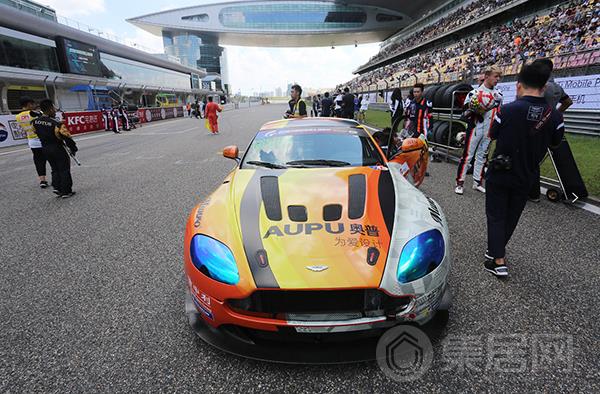 奥普追光战车