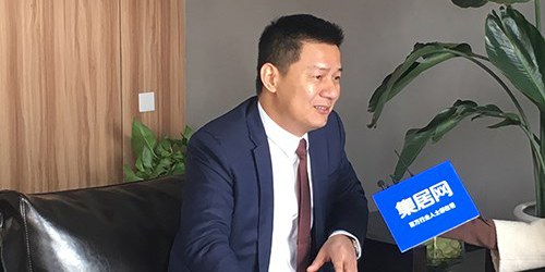 今顶周建成：不惧挑战，奋勇拼搏